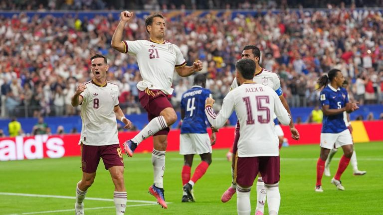 Runtuhnya Tembok Angkuh ‘Les Bleus’