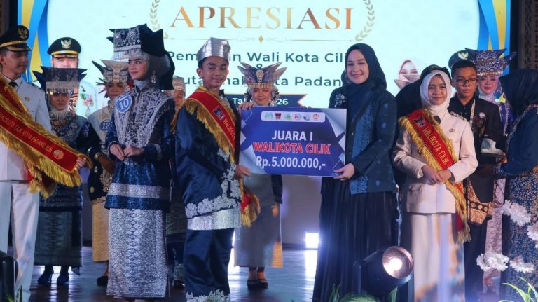 Alkhalifi–Mufidah Terpilih, Pilwadu 2026 Lahirkan Pemimpin Cilik Padang