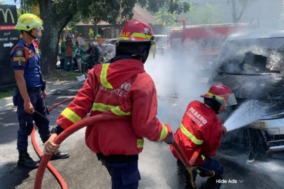 Honda Freed Terbakar di Ahmad Yani, Kerugian Capai Rp115 Juta