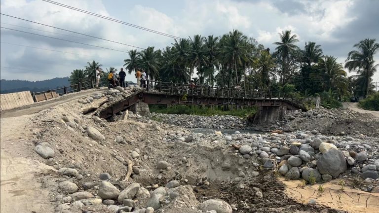 Alur Sungai Batang Anai Normal, Jembatan Darurat Anduriang Mulai Beroperasi