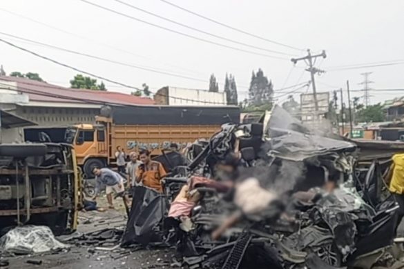 Truk Rem Blong Picu Tabrakan Beruntun di Sibolangit, 4 Tewas 8 Luka