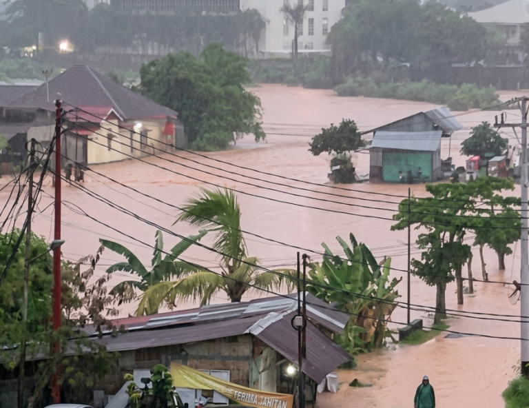 Sumbar Diterjang Cuaca Ekstrem, Padang Terparah