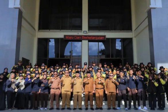 Bupati Pasaman Lepas Kontingen Pramuka ke Jambore Nasional di Cibubur