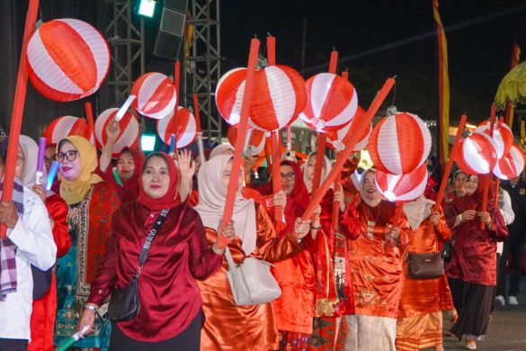 Festival Telong-Telong Meriahkan Pembukaan HJK Padang