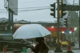 Hujan Deras di Padang, Warga Kawasan Rawan Bencana Diminta Waspada