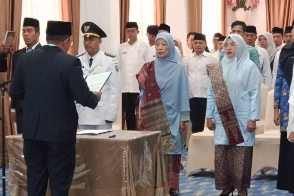 Pelantikan Lima Pejabat, Bupati Tekankan Peningkatan Pelayanan dan Kinerja