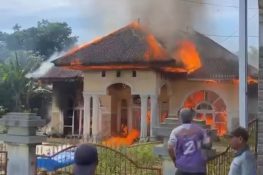Rumah Mewah di Mungo Ludes Dilalap ‘Si Jago Merah’ 