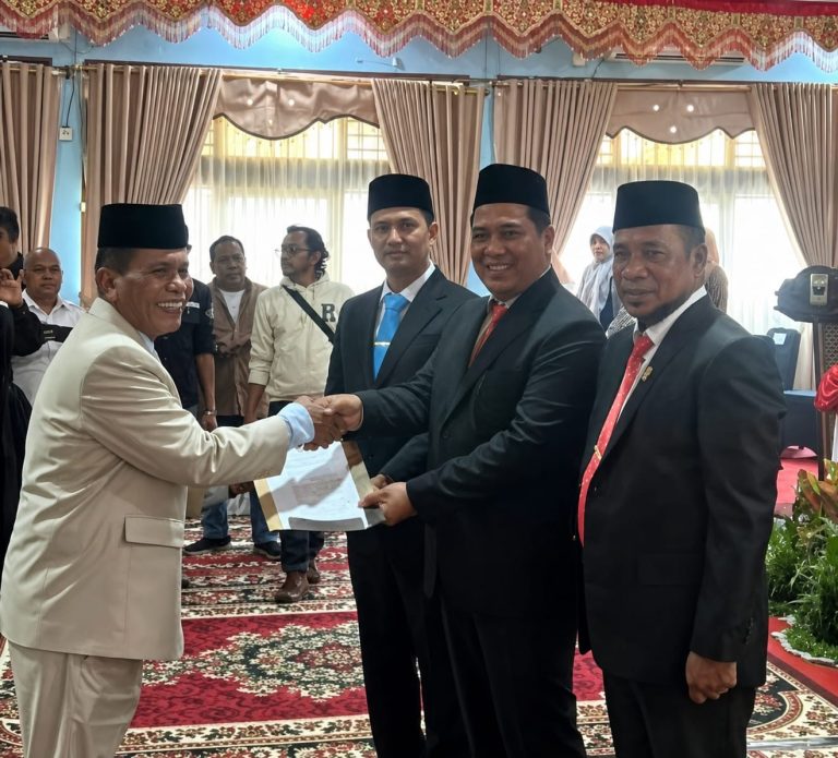 Purnawirawan TNI Sarfizul Isi Kursi Gerindra di DPRD Padang Pariaman