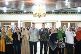 Wako Yota Balad Ajak Warga Pariaman Aktif Deteksi Dini PTM