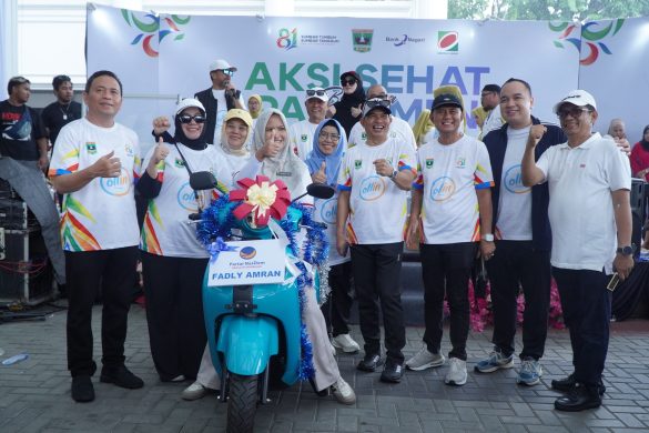 Jalan Sehat HUT Sumatera Barat, “kado” dari Fadly Amran jadi Hadiah Utama